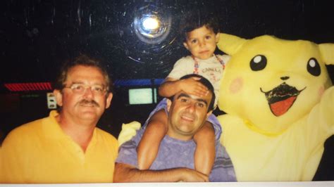 Son un matrimonio gay y tienen un hijo en la Armada uruguaya Es hétero pero igual lo amamos