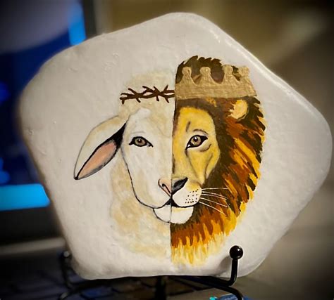 Lion and lamb painting – Artofit