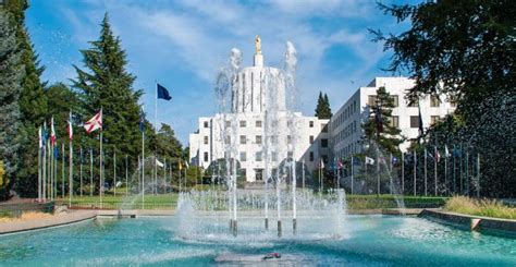 15 Must-See Attractions in Salem, Oregon | TouristSecrets