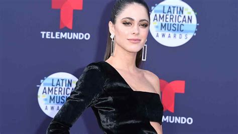 Canciones Nuevas Invitados Sorpresa Y Más En El Qvt” De Tini Stoessel