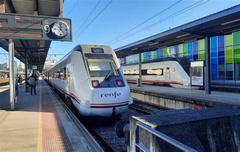 RENFE GALICIA Qué pasa con los retrasos del tren en el Eje Atlántico