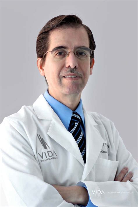 Top Tijuana Plastic Surgeon Dr Carlos Fuentes Md Cosmed Clinic