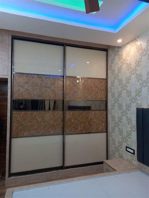 2 Doors Laminated Plywood Sliding Wardrobe With Locker At Rs 1350 Sq