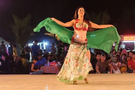 Evening Desert Safari Dubai With Belly Dance