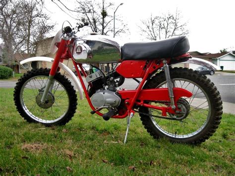 Dirt Bike Hodaka Ace Vintage Bikes Classic Bikes Enduro Motorcycle