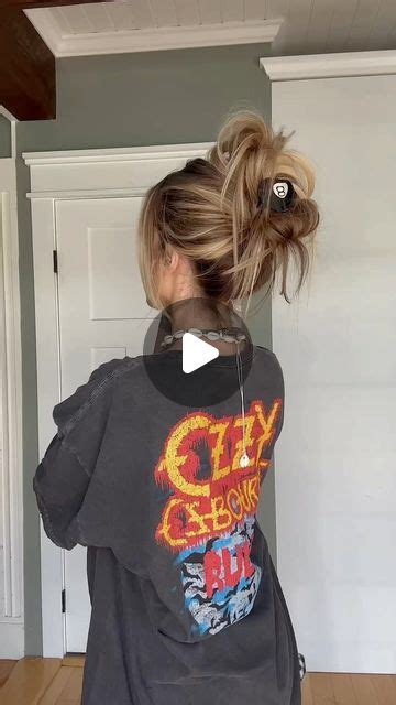 Torie Bliss On Instagram Straight Hair Messy Bun In Edgy