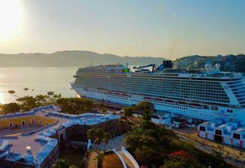 Llegó a Acapulco el Norwegian Bliss el crucero 17 de la temporada