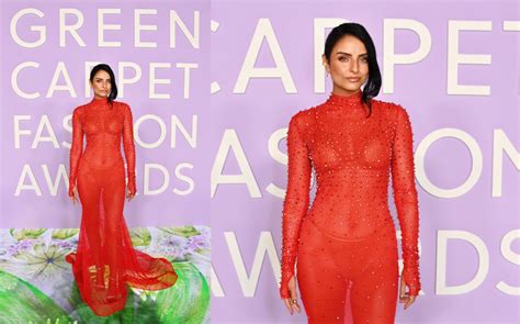 Aislinn Derbez lleva su lencería visible con naked dress artesanal