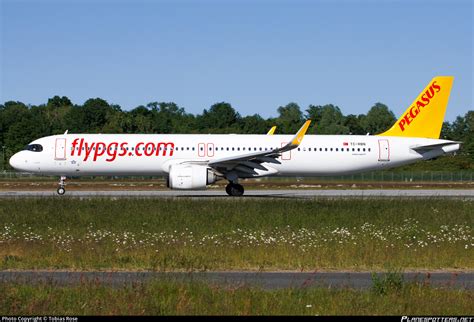 TC RBN Pegasus Airbus A321 251NX Photo By Tobias Rose ID 1438598