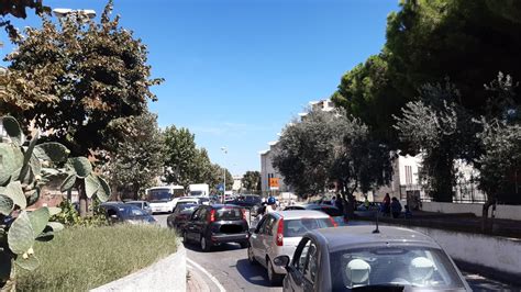 Messina Viabilit In Tilt In Via Calispera Davanti Alla Scuola Salvo