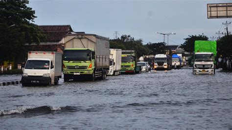 Mencari Akar Masalah Banjir Yang Berulang Di Pantura Jawa Tengah