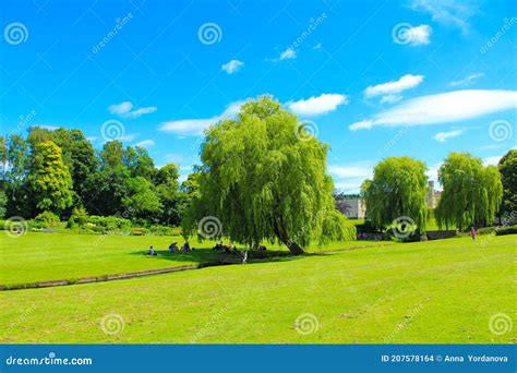 View of Leeds Castle Gardens United Kingdom Editorial Stock Image ...