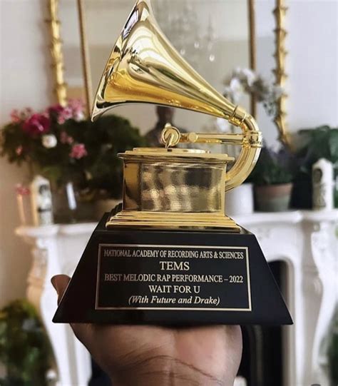 Naija Billboard On Twitter Tems Receives Her Grammy Award Plaque For