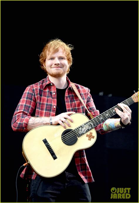 Ed Sheeran Sings It Out At V Festival Photo 3177587 Photos Just