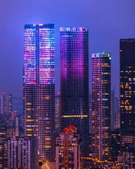 Mumbai India : skyscrapers