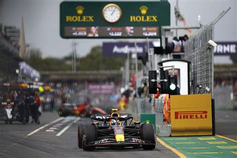 F1 Pérez e Bottas largam do pitlane no GP da Austrália