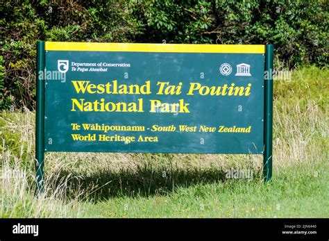 New Zealand Road Sign Stock Photo Alamy