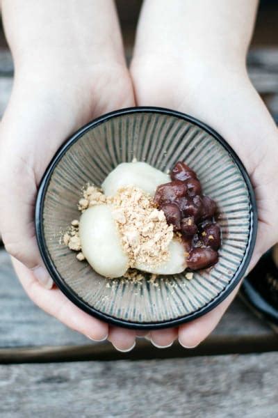 Kinako Mochi With Red Bean Paste Recipe Food Fanatic