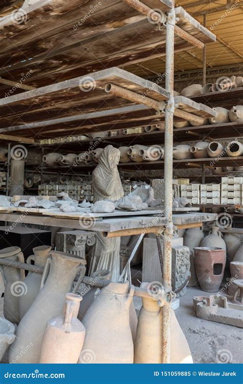 Vessels Pots And A Variety Of Artifacts Surviving Eruption Of Vesuvius