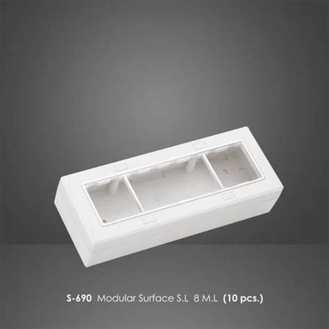 Pvc Ronela Silverline Surface Modular Gang Box White Plastic At Rs 54