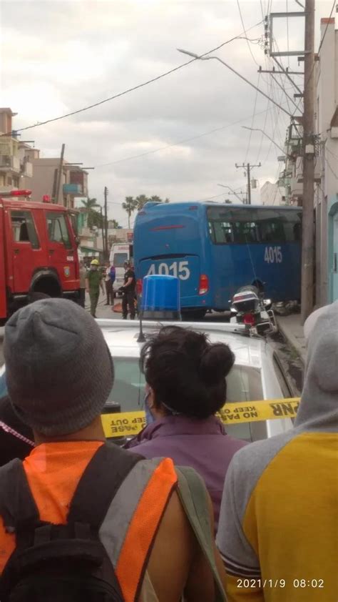 Aparatoso Accidente En La Habana Un Autob S Se Estrella Contra Un Edificio