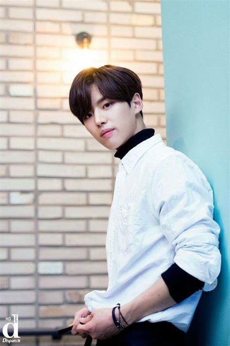 Pentagon Hongseok Hongseok Kpop Wiki Fandom Born April 17 1994