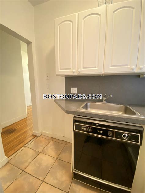 Northeasternsymphony Apartment For Rent Studio 1 Bath Boston 2400