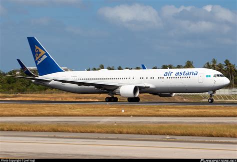 EI KEB Air Astana Boeing 767 3KYER WL Photo By Joel Vogt ID 1632894