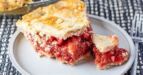 Strawberry Rhubarb Pie Punchfork