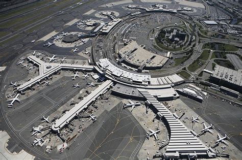 All Flights Grounded At Newark Airport