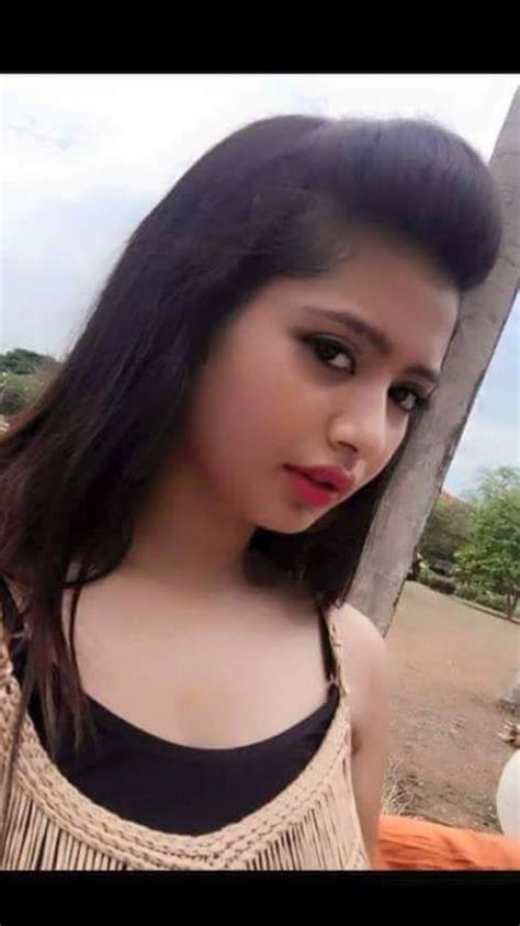 Bangla Sex Golpo পাশের বাড়ির মুনা আপুকে চুদার সত্য কাহিনি