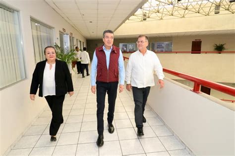 Entrega Rutilio Escand N Reconocimiento Al M Rito De La Tica Judicial