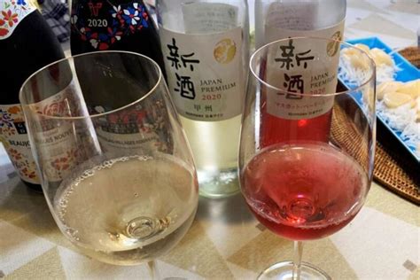 酒好きほぼ100人に聞いた2021年の酒ライフ予想、「今年は温泉で一杯やりたい」が1位！ イエノミスタイル 家飲みを楽しむ人の情報サイト