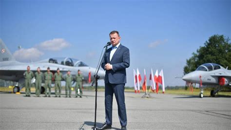 Szef MON konsekwentnie zwiększamy siłę polskich Sił Powietrznych