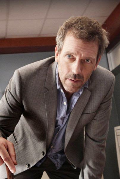 Hugh Laurie se une a Mark Ruffalo en serie épica para Netflix tras