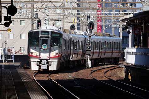 Jr西日本521系電車 金沢駅 Jr 鉄道フォト・写真 By Hiroshiさん レイルラボraillab