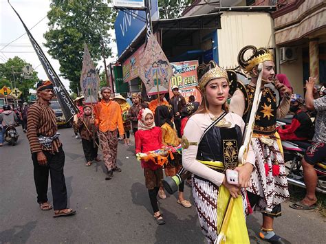 Festival Rebo Wekasan Air Salamun Desa Jepang Kudus Adakan Kirab Budaya