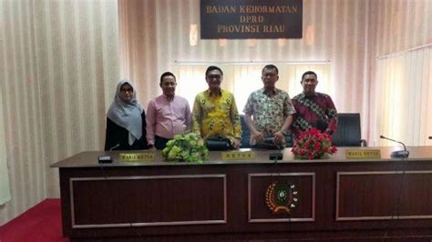 Bk Dprd Provinsi Jambi Stuba Ke Riau Begini Pembahasannya