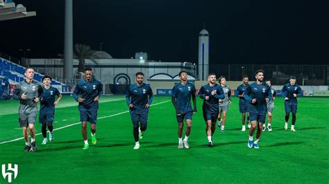 الهلال يبدأ تدريباته استعدادا للقاء ناساجي صور