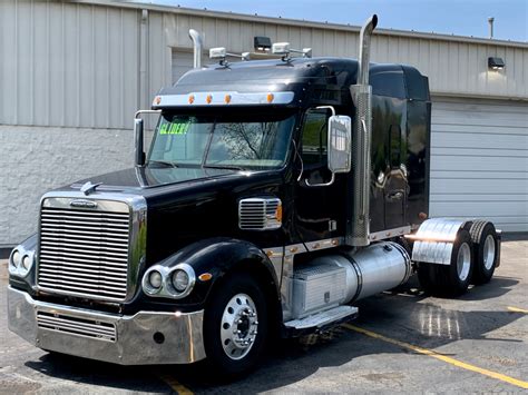 Used Freightliner Coronado Sleeper Glider Detroit