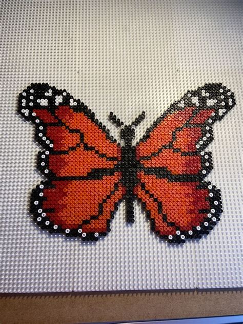 Pin Af Emma Jeslund P Hama Beads I Sommerfugl Projekter