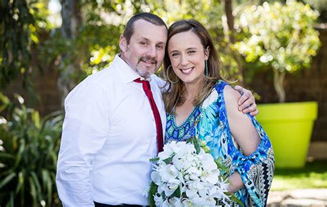 It's a happy Christmas for Toadie and Sonya as they renew their vows ...