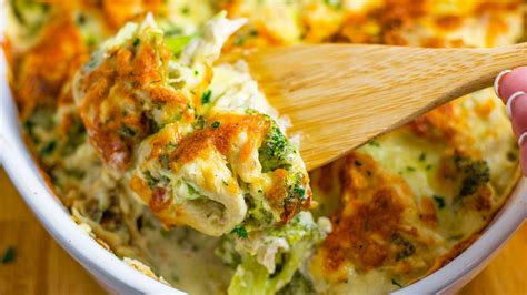 Easy Keto Chicken Broccoli Casserole Bake Super Cheesy