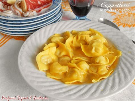 Cappelletti In Brodo Romagnoli Ottimo Primo Piatto Regionale