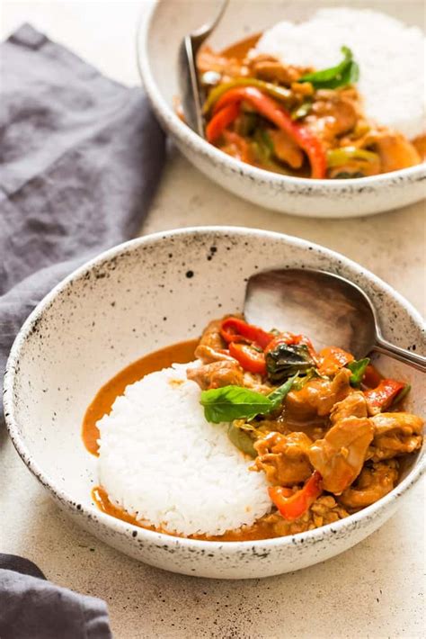 Best Thai Panang Curry Recipe With Chicken Currytrail