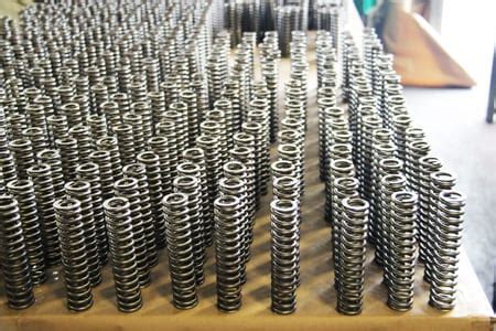 Steel Compression Springs Designed For Heavy Duty