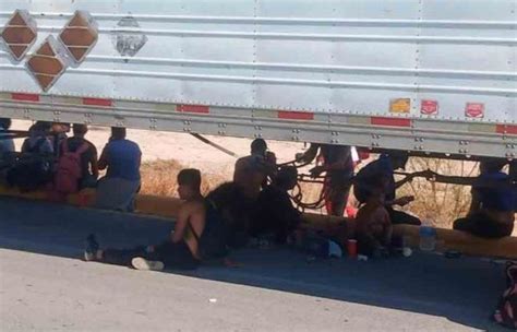 Abandonan A Más De 160 Migrantes Hacinados En Caja De Tráiler En Coahuila