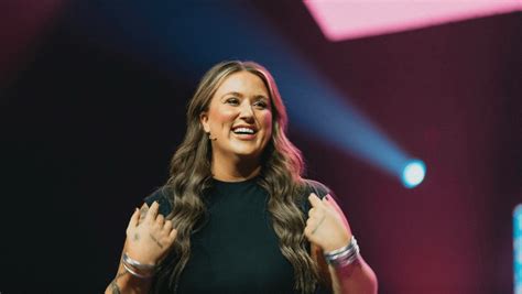 Stories Christian Comedy Helps Heal Church Wounds Koinesúnē