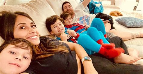 La Casa De Leo Messi Y Antonela Roccuzzo Descubre Dónde Vive El Crack