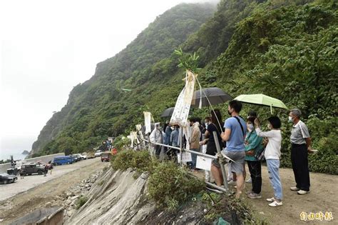 台鐵出軌》第6節車廂發現半具遺體 罹難人數上修至51人 社會 自由時報電子報